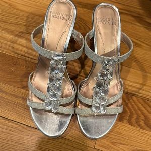 Mootsies Tootsies size 7 evening shoes